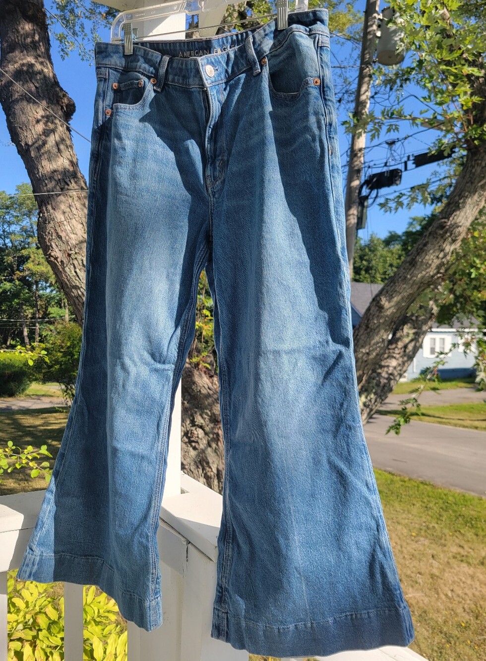 AMERICAN EAGLE, Size-14 SHORT, highrise flare, Like New